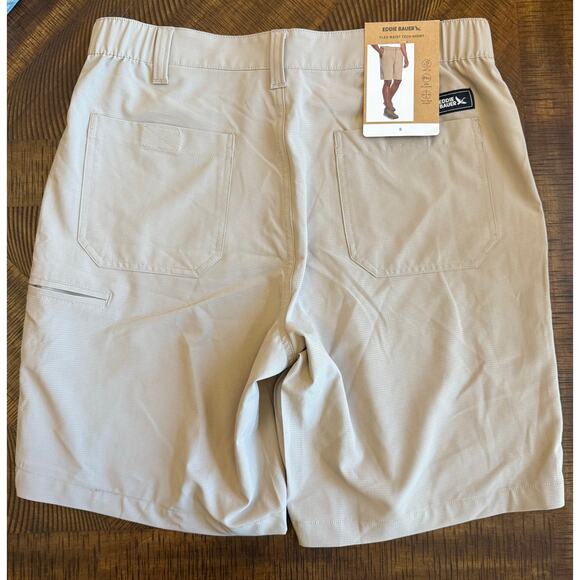 Eddie Bauer NWT small khaki shorts flex waist tech short UPF30 mens - Picture 3 of 3